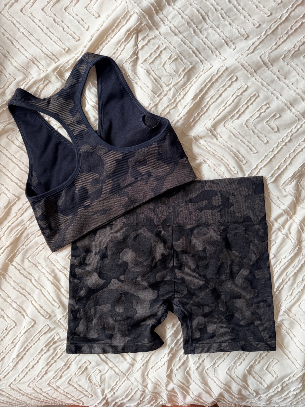 Gymshark Adapt Camo Set - Picture 3 of 4
